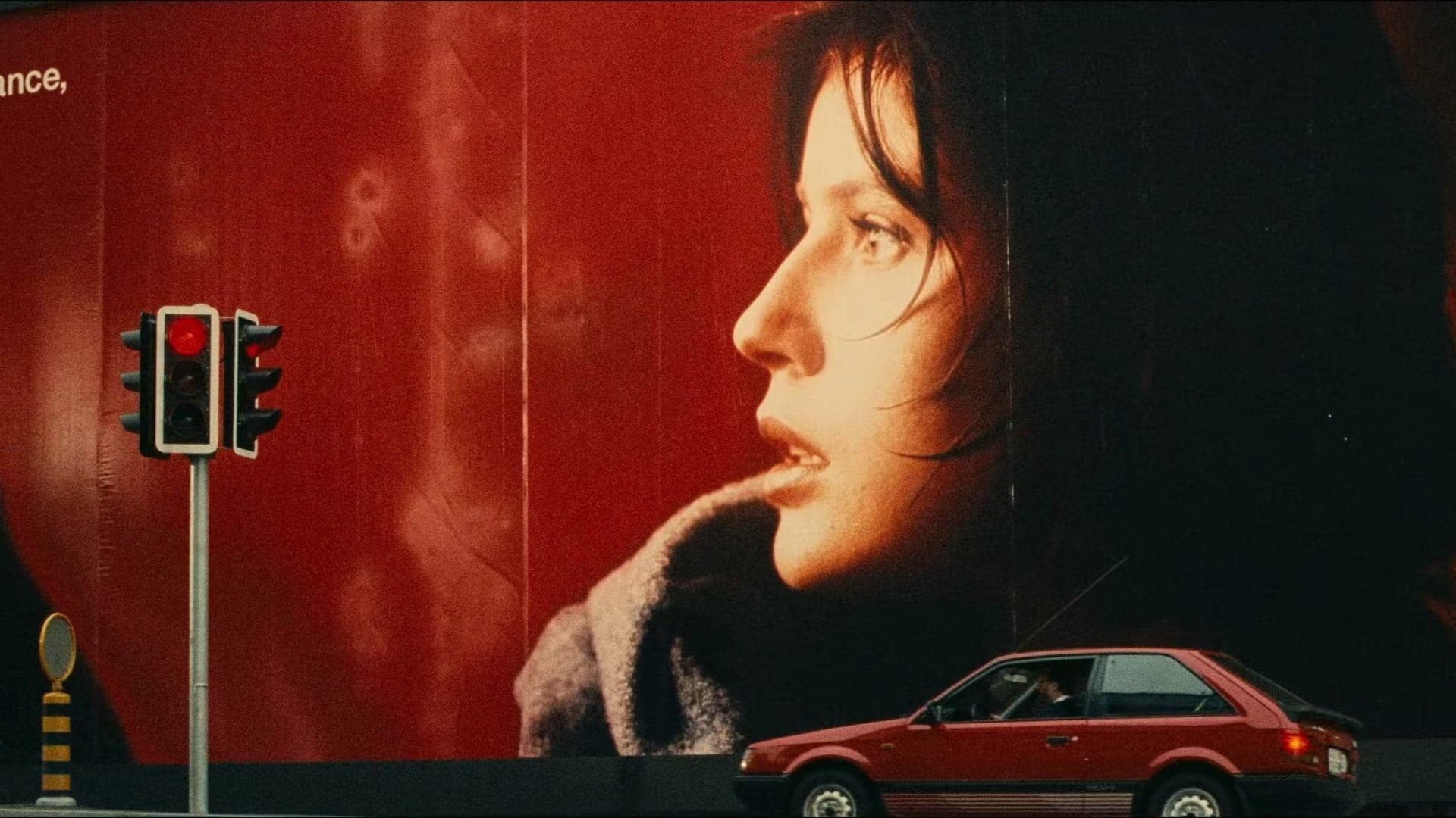 Üç Renk: Kırmızı