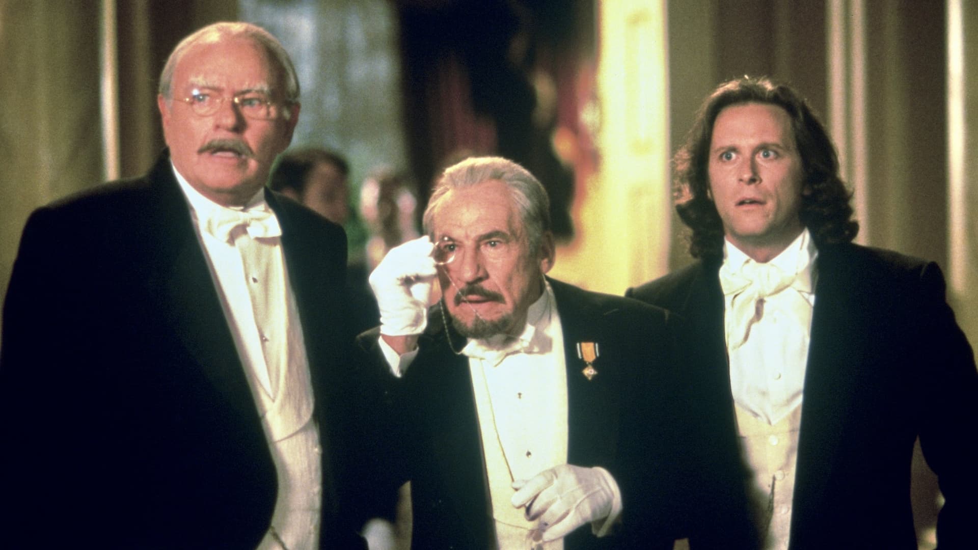 Dracula: Ölü Ama Son Derece Mutlu