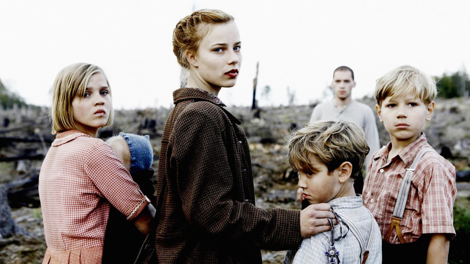 Savaşın Gölgesinde